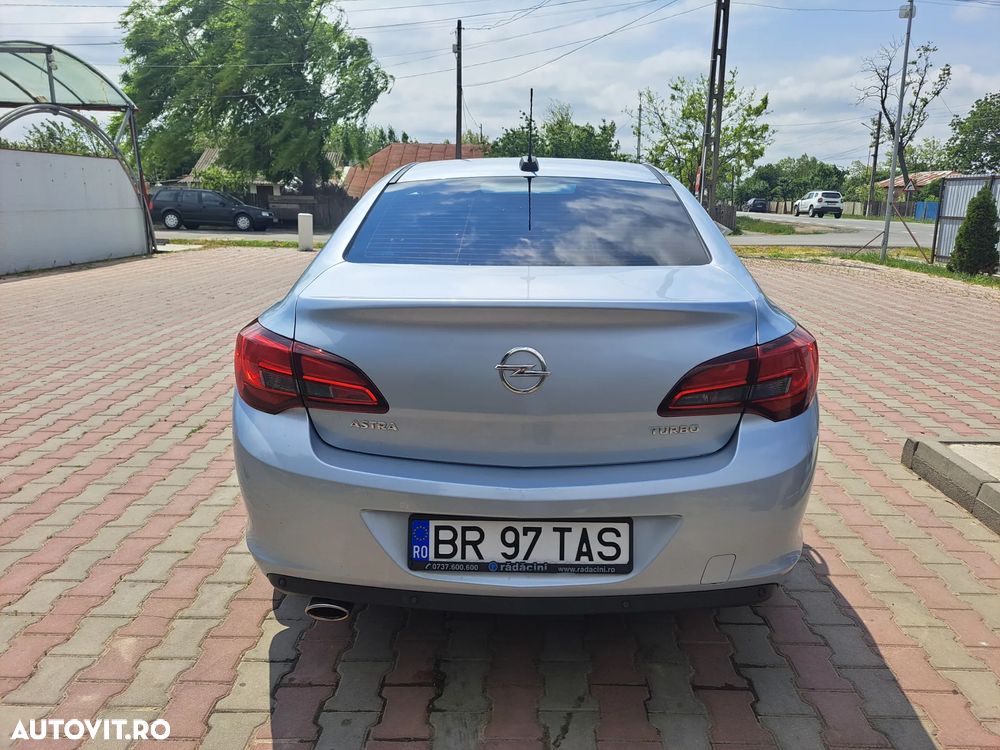Opel Astra 1.4 Turbo Start/Stop ECOTEC Enjoy - 9