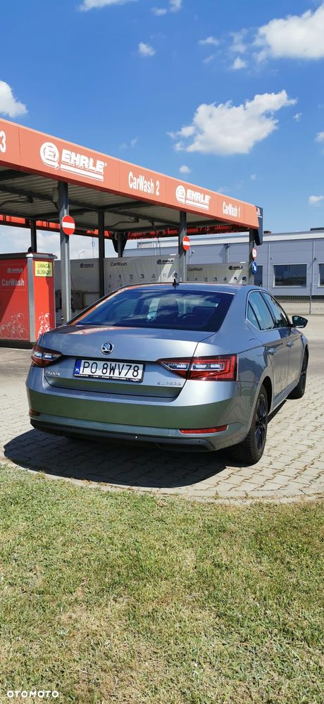 Skoda Superb 1.8 TSI Ambition DSG - 6