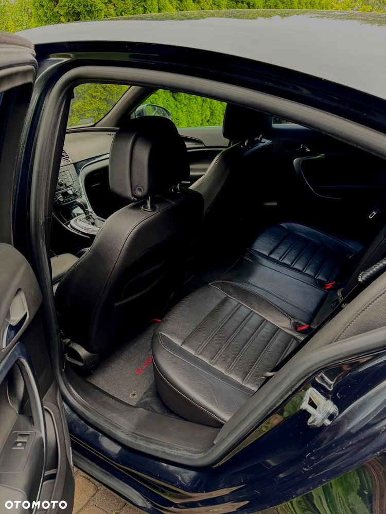 Opel Insignia - 12