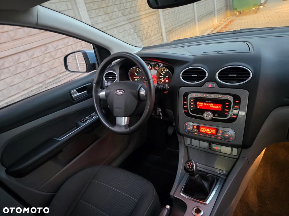Ford Focus - 17