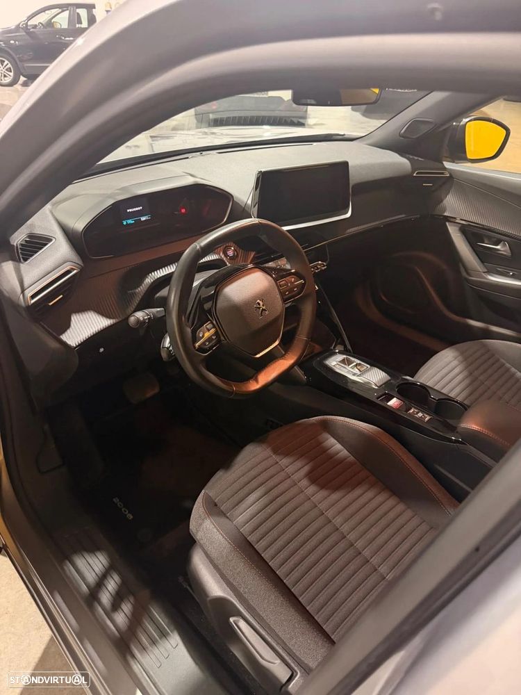 Peugeot e-2008 50 kWh Active Pack - 9