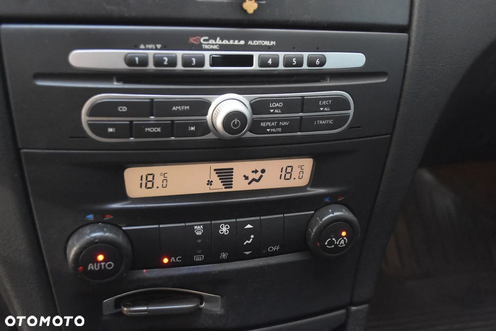 Renault Laguna 2.0 Privilege - 9