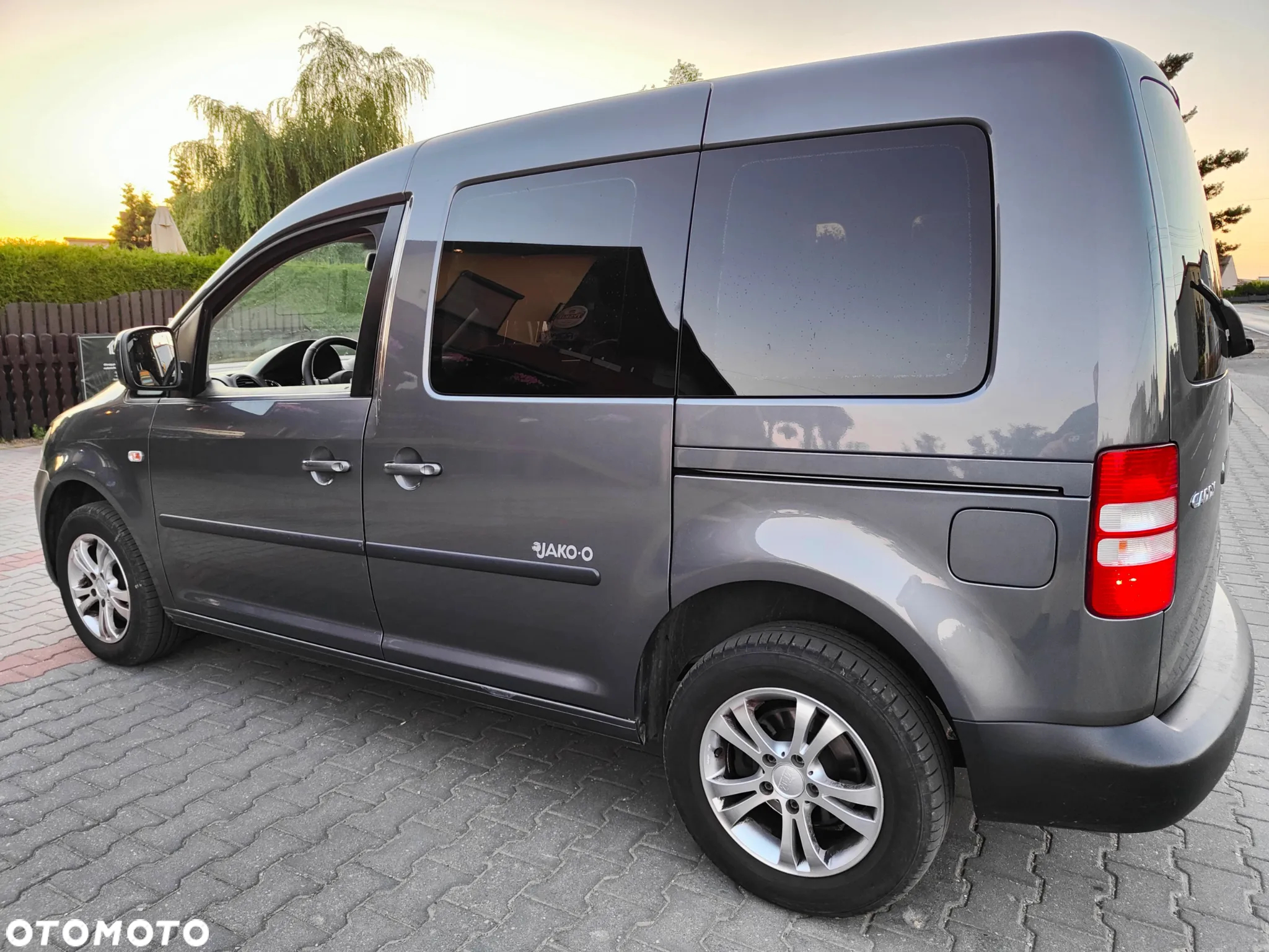 Volkswagen Caddy - 5