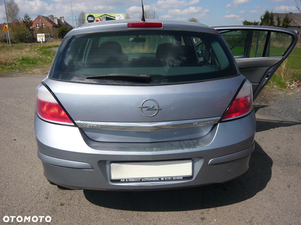 Opel Astra 1.6 Sport Easytronic - 7