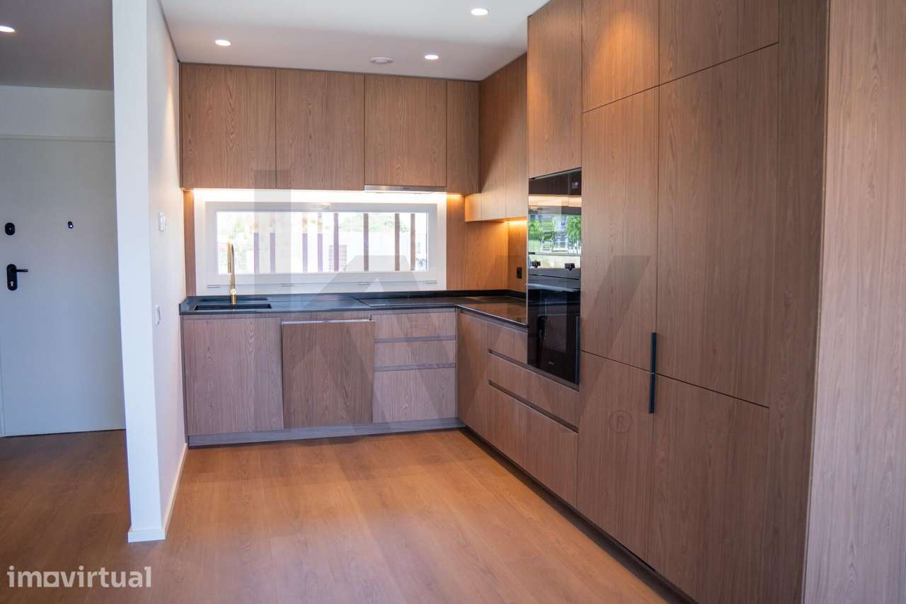 Moradia Contemporânea T3 em Aires com Vista para o Castelo de Palmela - Grande imagem: 2/22