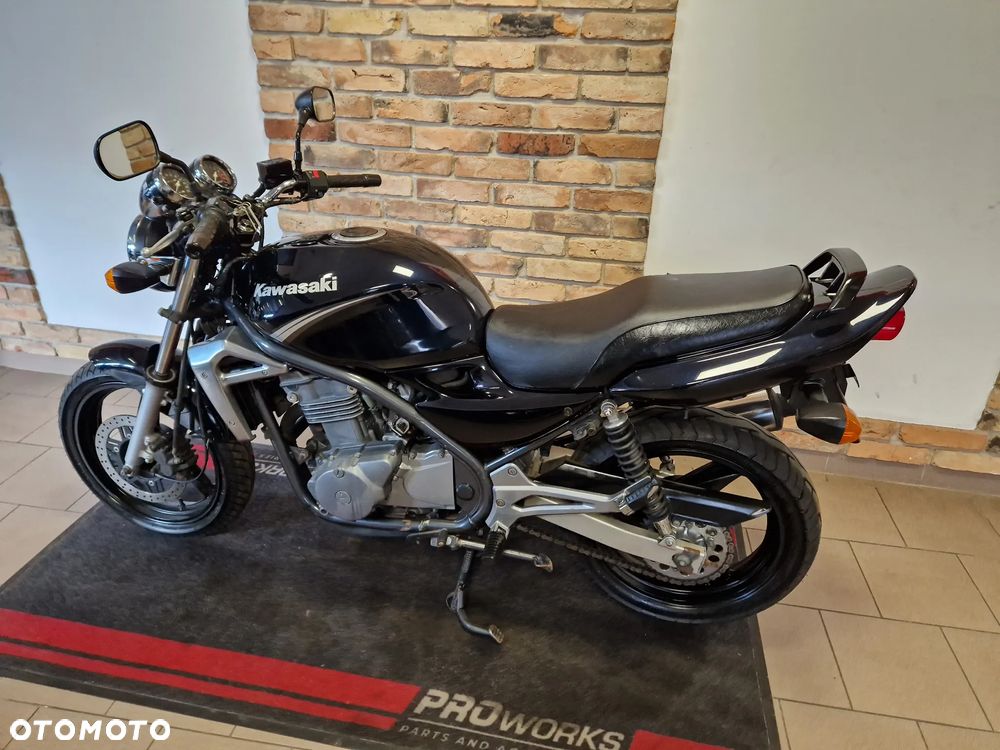 Kawasaki ER - 9