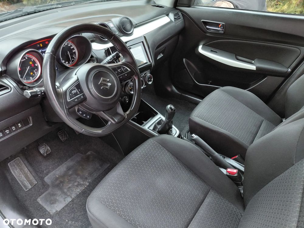 Suzuki Swift - 19
