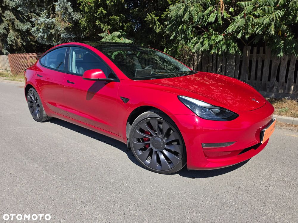 Tesla Model 3 - 1
