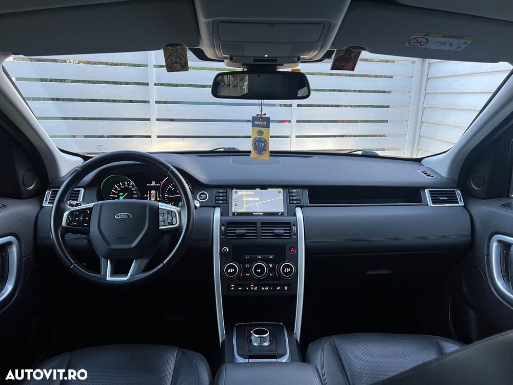 Land Rover Discovery Sport - 3