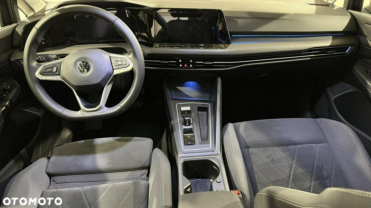 Volkswagen Golf - 17