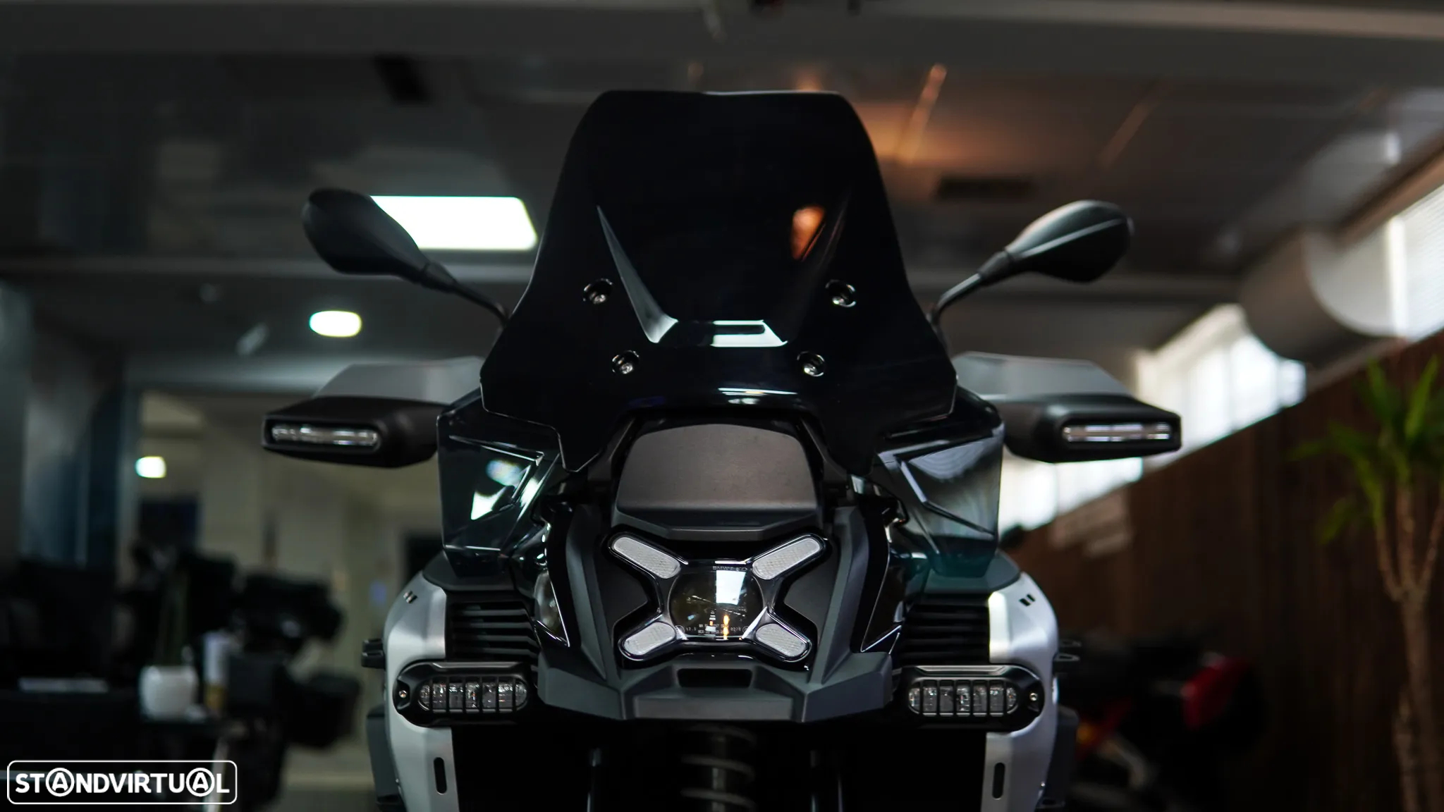 BMW R 1300 GS Adventure TRIPLE BLACK C/ AKRAPOVIC - 21