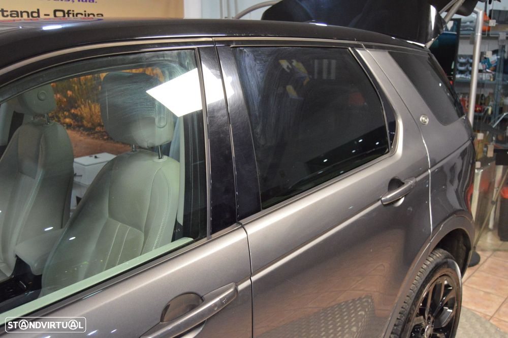 Land Rover Discovery Sport 2.0 TD4 HSE Luxury - 22