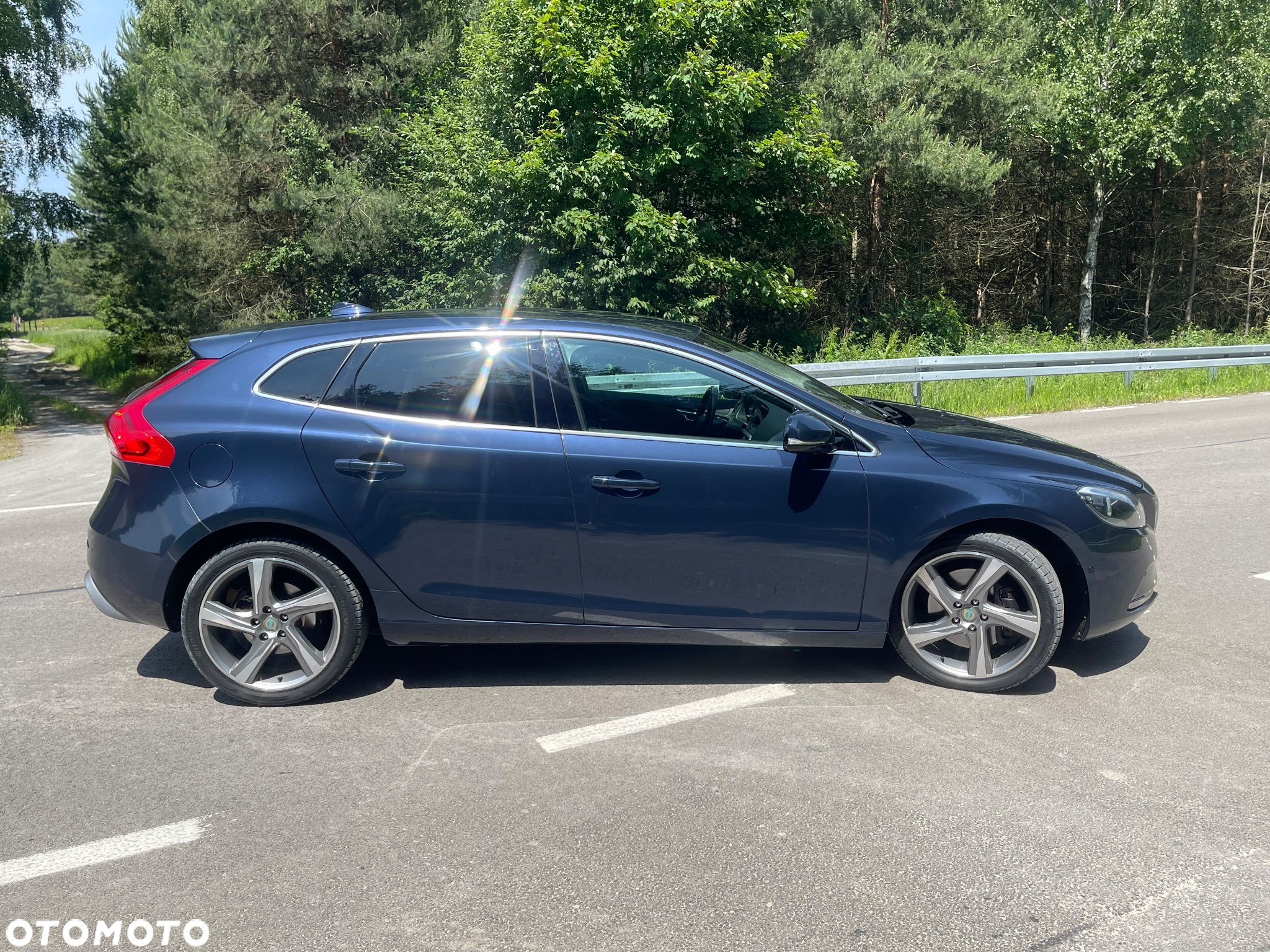 Volvo V40 D4 Drive-E Momentum - 5