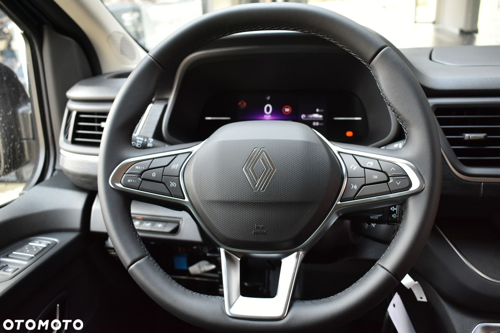 Renault Trafic - 16