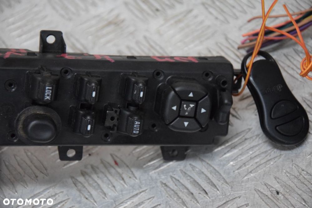 JEEP GRAND CHEROKEE WJ PRZEŁĄCZNIK PRZEŁĄCZNIKI PANEL PANELE  SZYB KPL. - 4