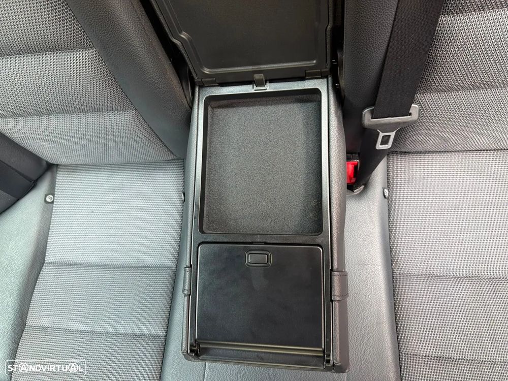 Mercedes-Benz C 220 - 36