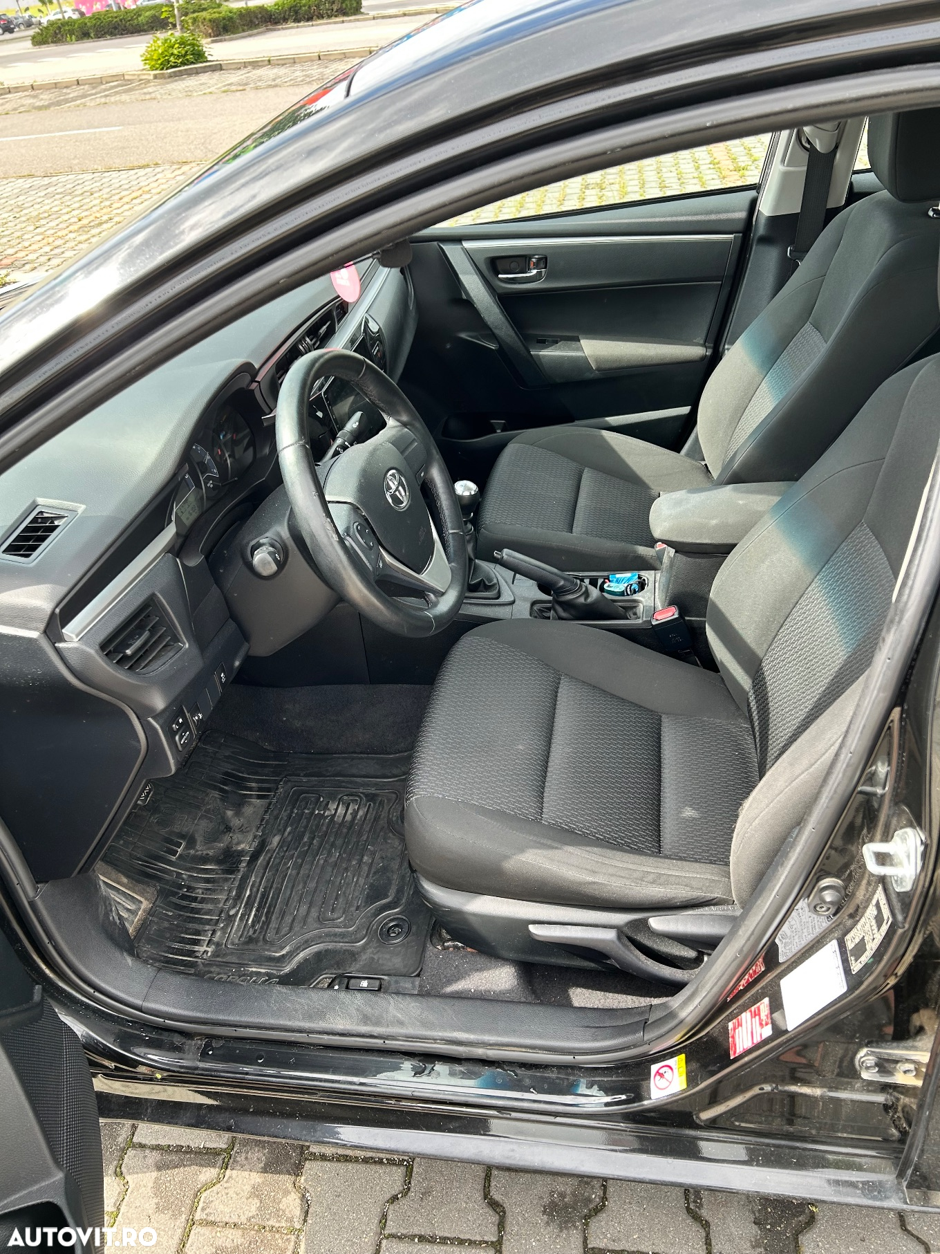 Toyota Corolla 1.6 Luna - 11