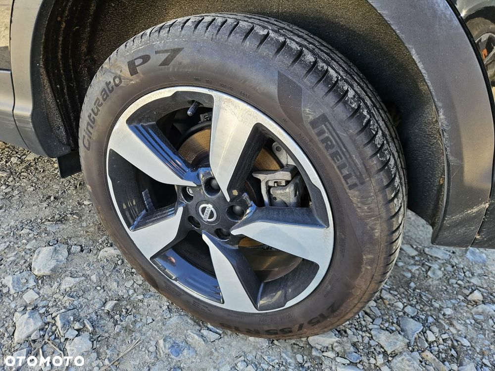 Nissan Qashqai 1.2 DIG-T Xtronic TEKNA+ - 23