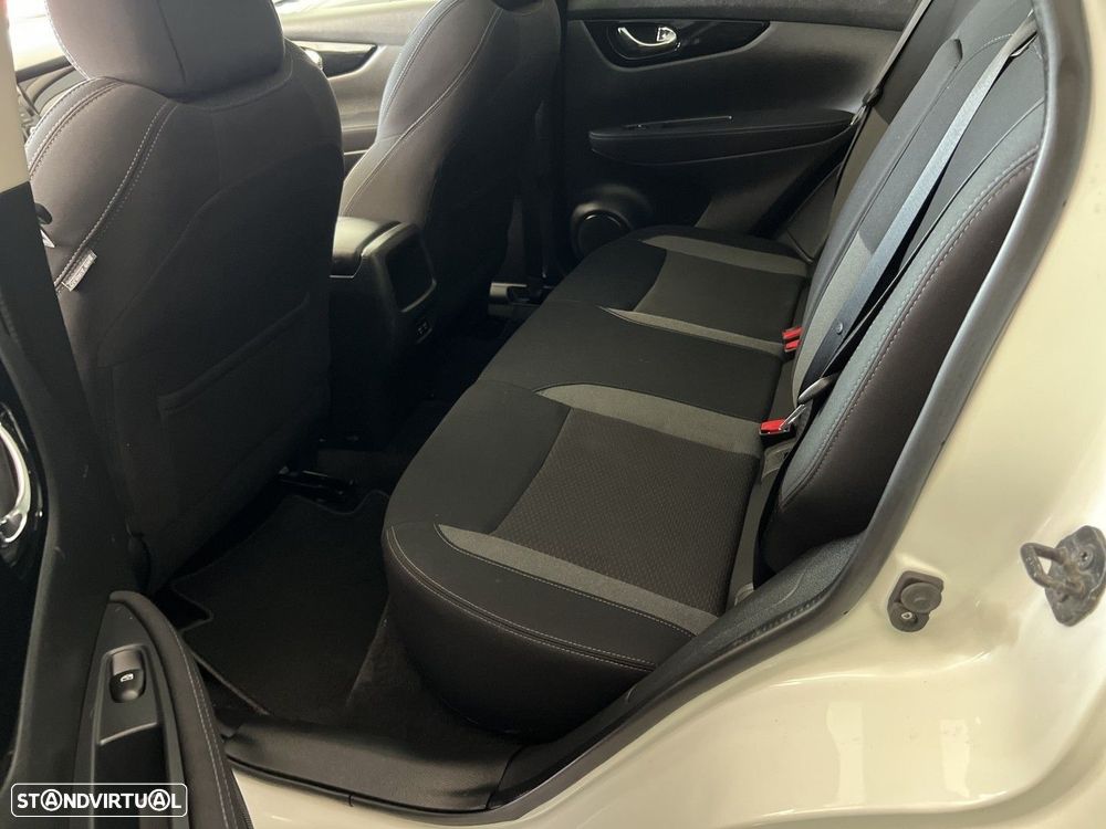 Nissan Qashqai - 15