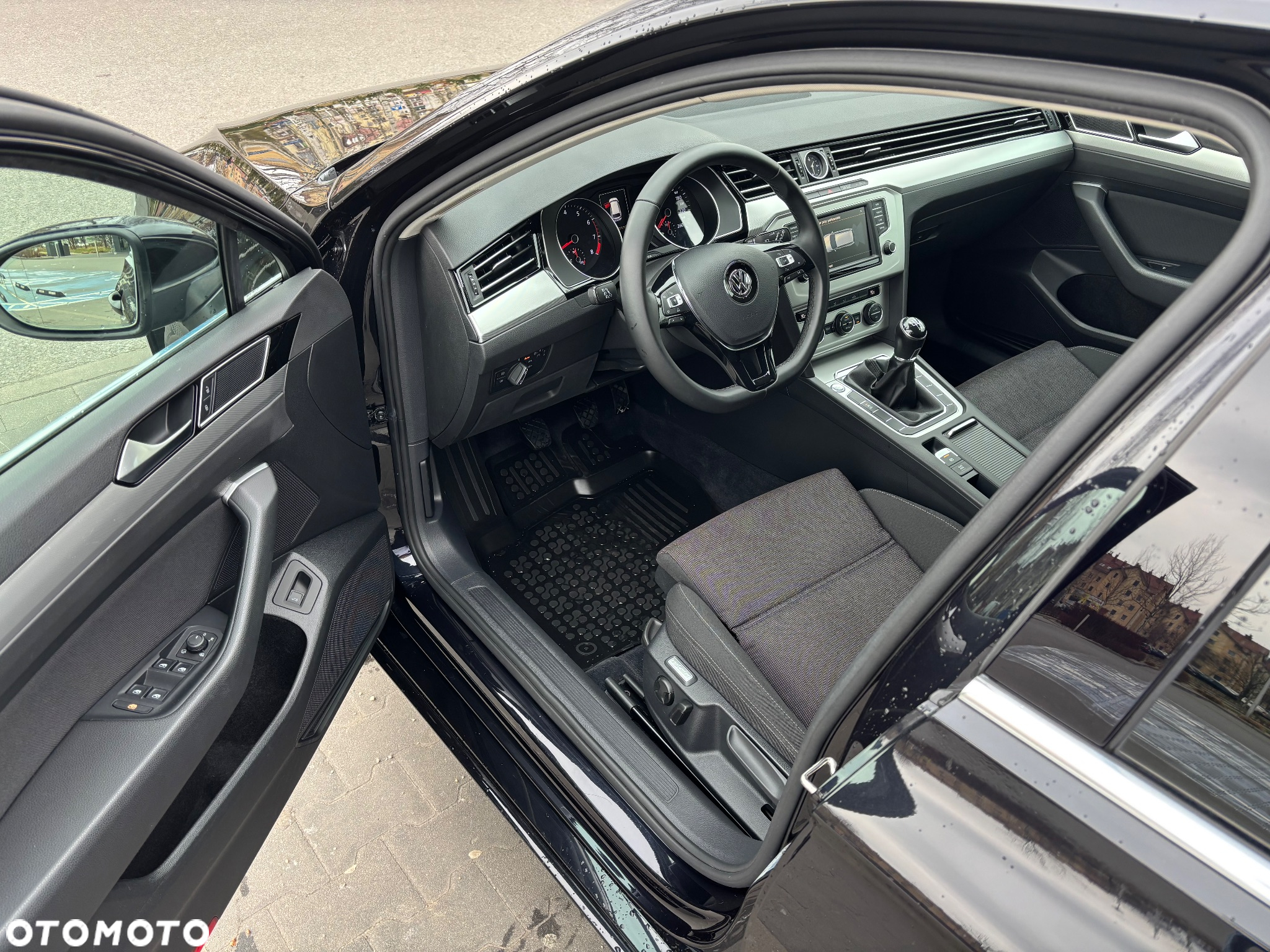 Volkswagen Passat 1.4 TSI BMT Comfortline - 9