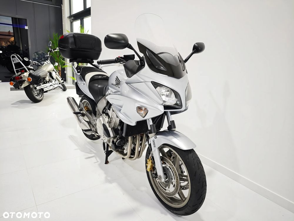 Honda CBF - 2