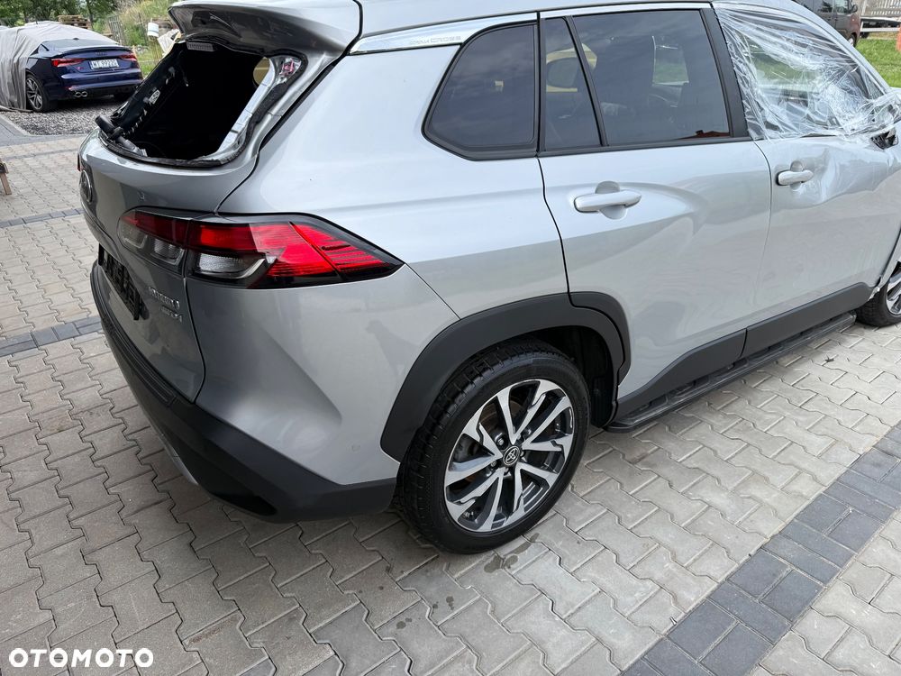 Toyota Corolla Cross 2.0 Hybrid Premiere Edition AWD - 28