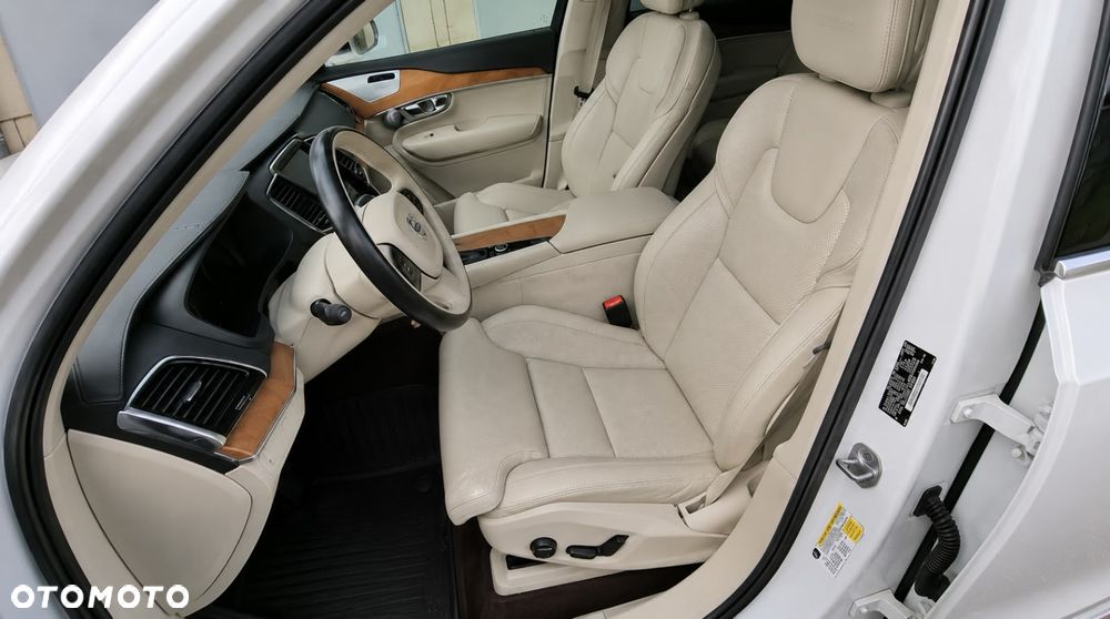 Volvo XC 90 T6 AWD Inscription 7os - 23