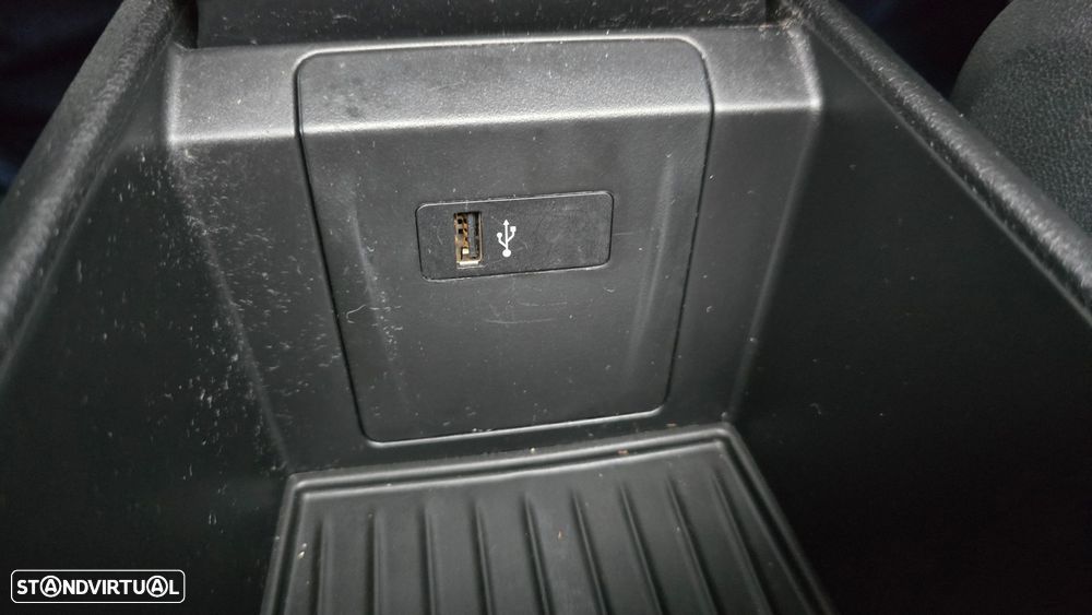 BMW 216 Gran Tourer i 7L Advantage - 31