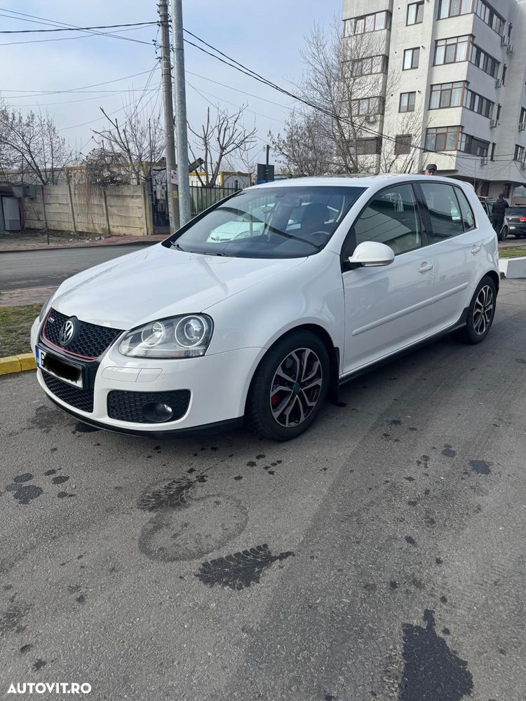 Volkswagen Golf 2.0 GTI - 8