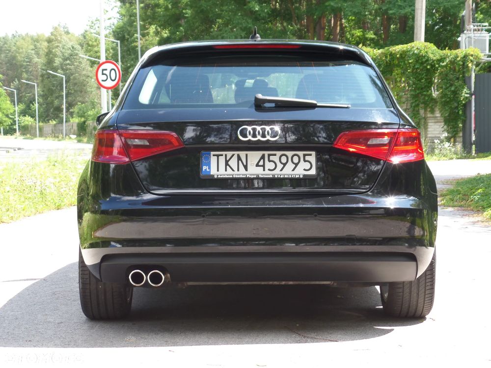 Audi A3 Sportback 2.0 TDI Ambiente - 11