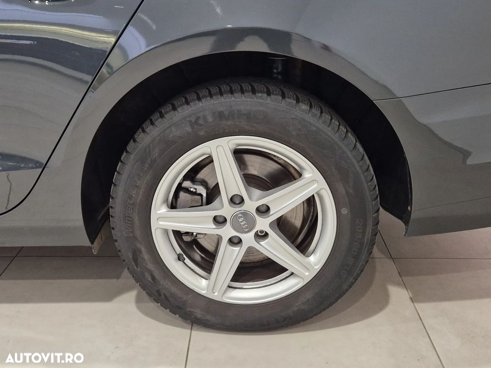 Audi A4 35 TDI S tronic MHEV Basic - 6