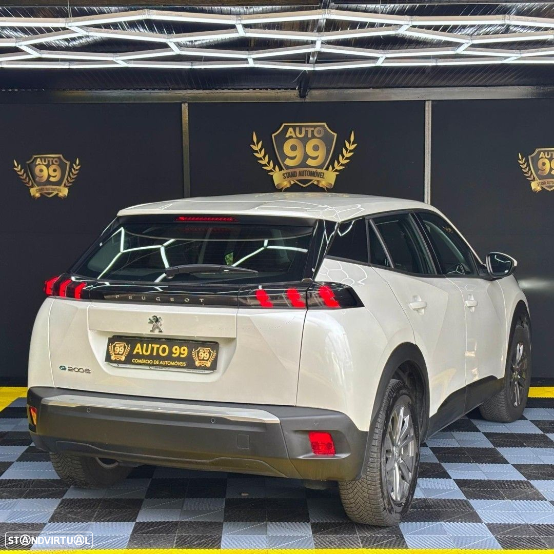 Peugeot e-2008 50 kWh Active Pack - 4