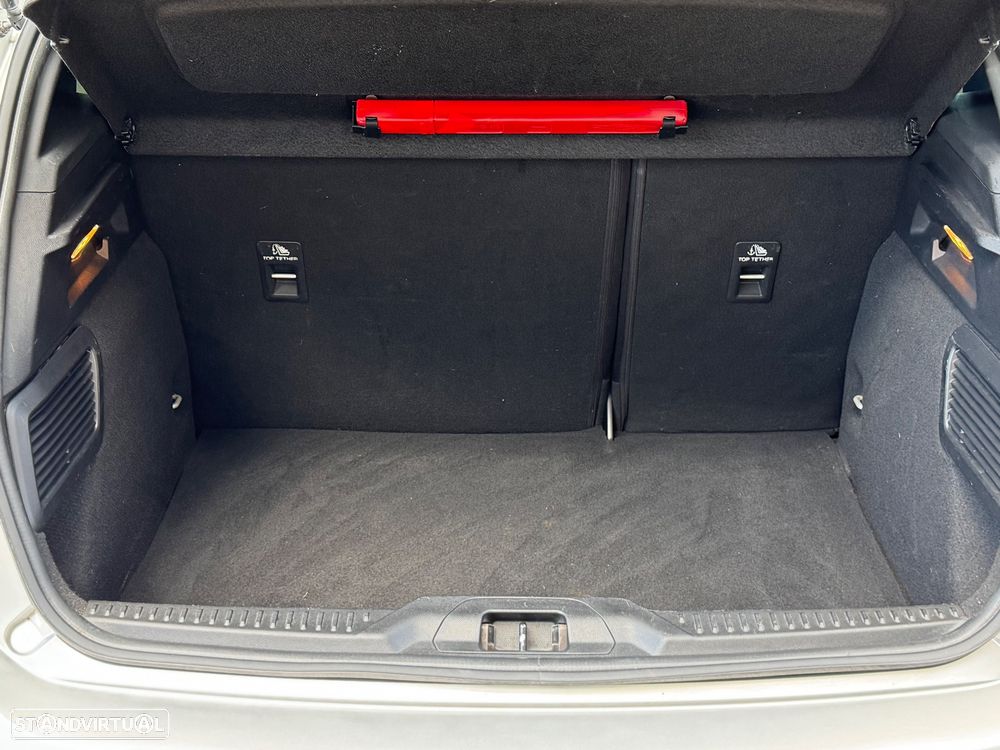 Ford Focus 1.5 EcoBlue S&S ST-LINE - 22