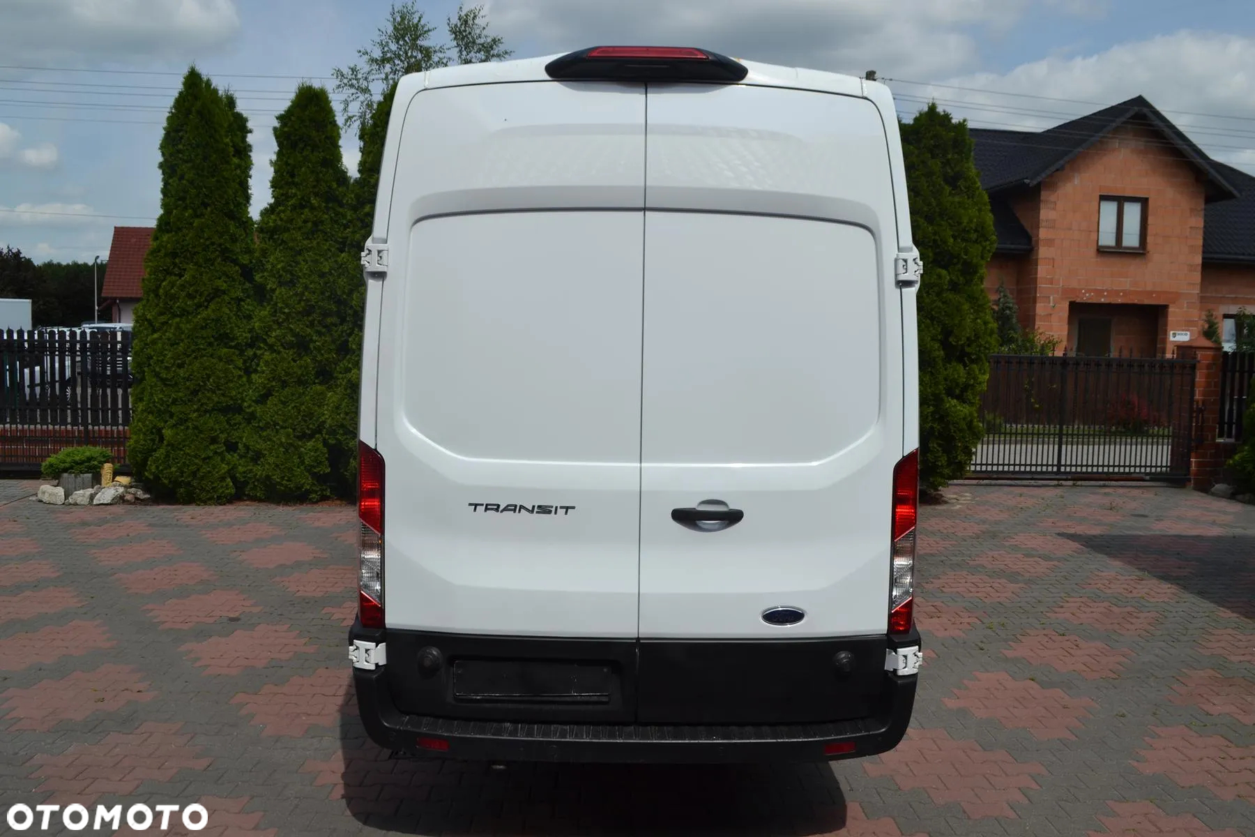 Ford Transit 350 L3H3 VA MH Trend - 11