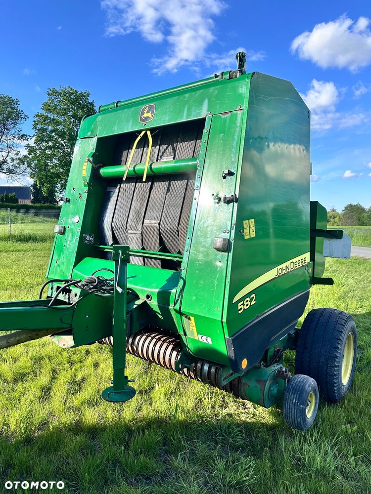 John Deere 582 - 2
