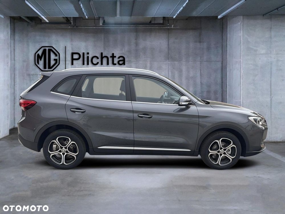 MG ZS Hybrid+ - 8