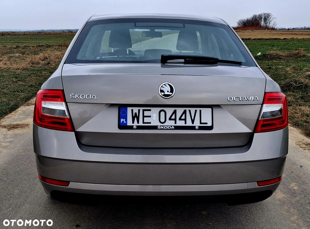 Skoda Octavia 1.6 TDI SCR Ambition - 6