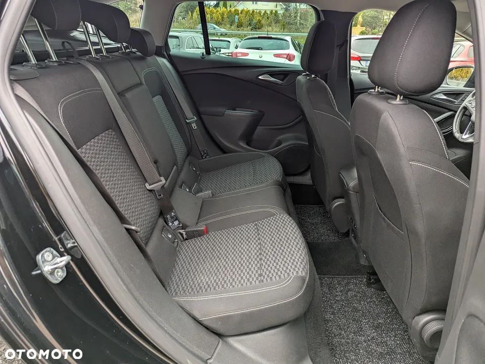 Opel Astra 1.6 D (CDTI) Business - 31