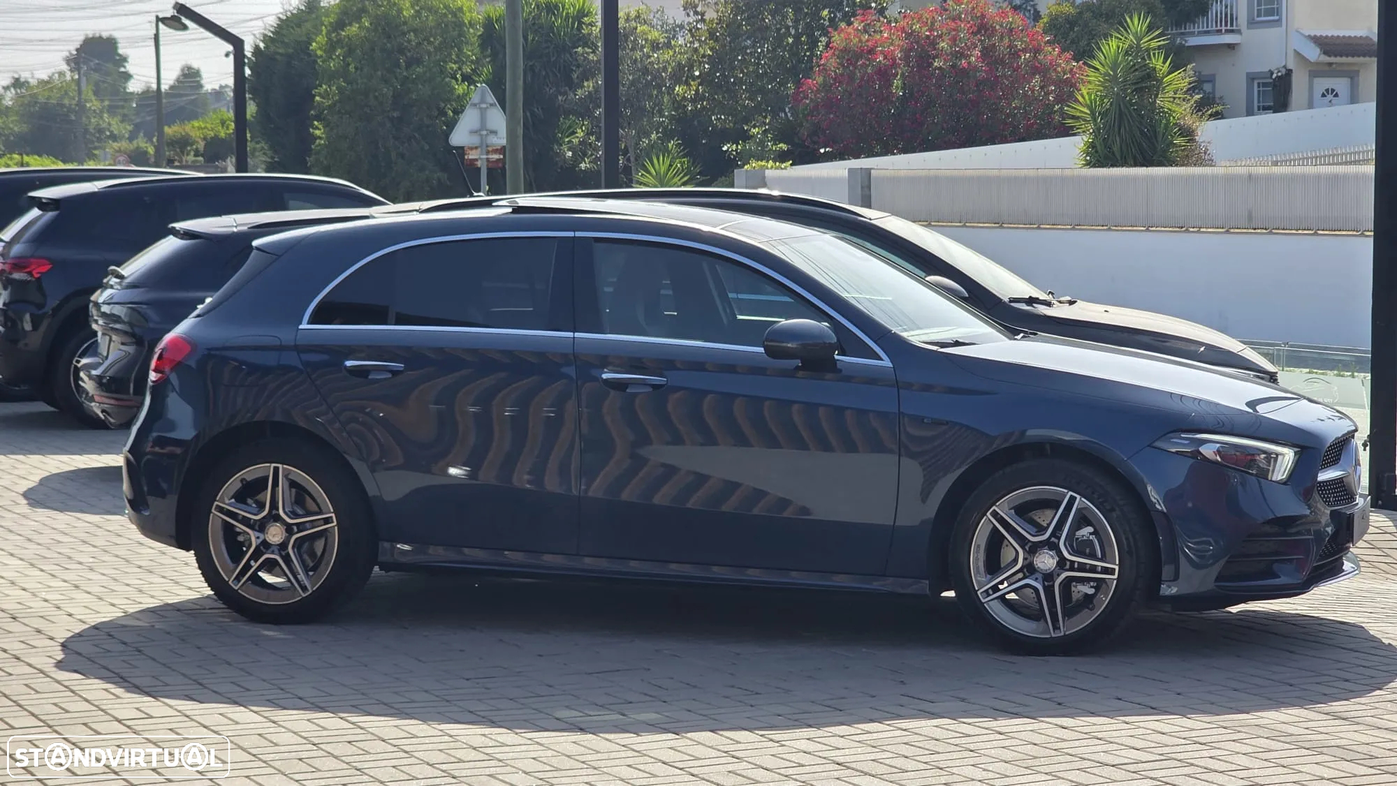 Mercedes-Benz A 250 e AMG Line - 15