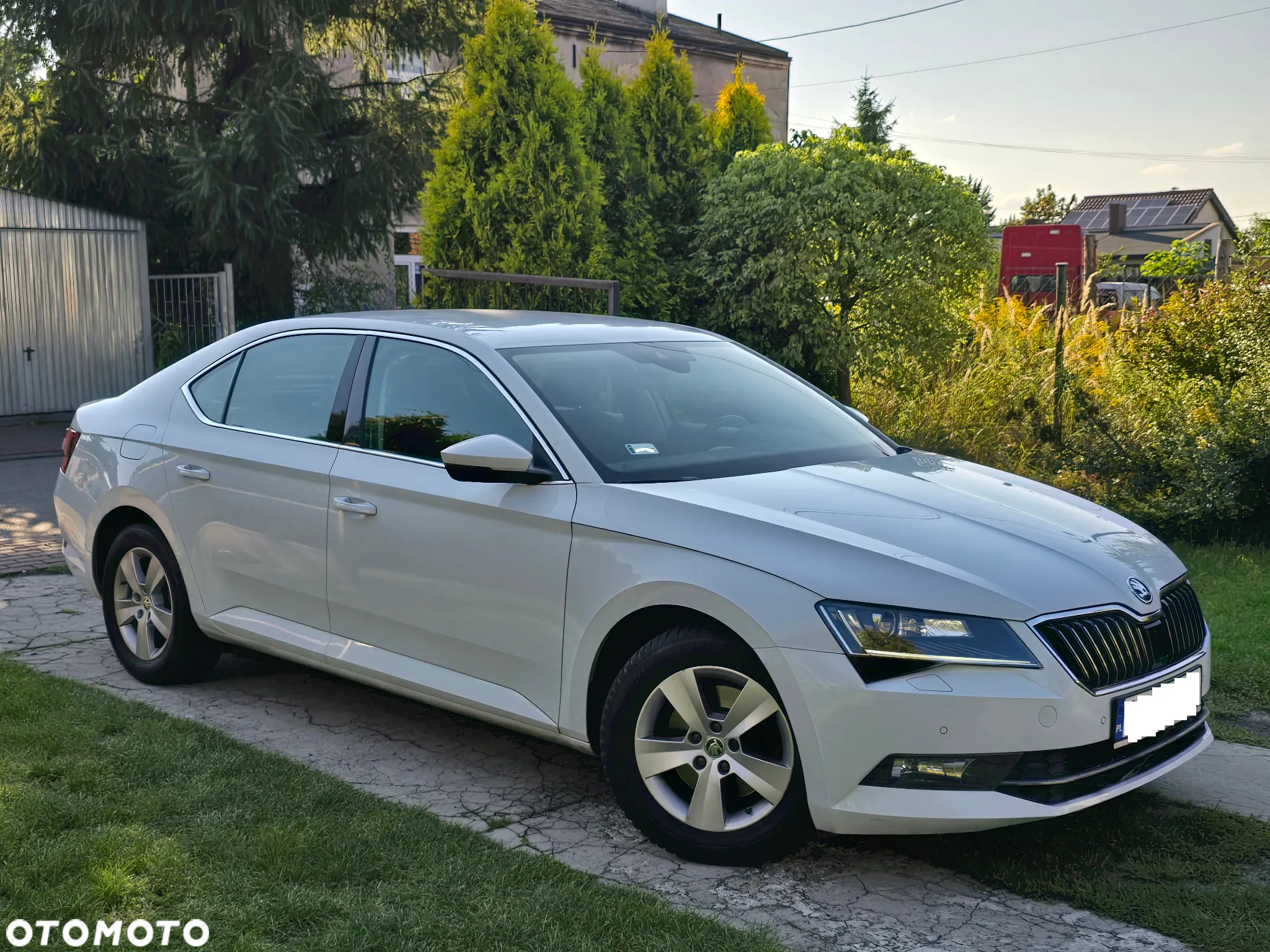 Skoda Superb 2.0 TDI Sportline DSG - 6