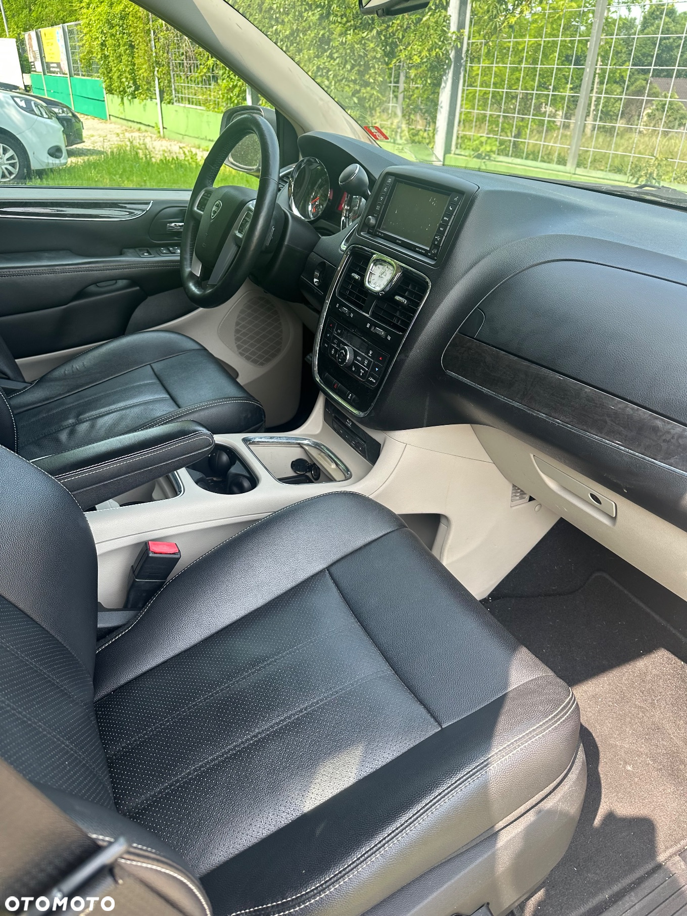 Lancia Voyager 2.8 Multijet 16v Platinum - 2
