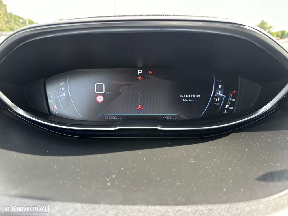 Peugeot 3008 1.5 BlueHDi Allure Pack EAT8 - 43