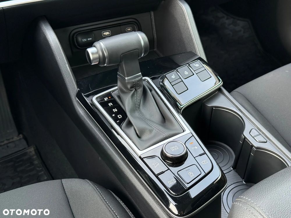 Kia Sportage 1.6 T-GDI M 2WD DCT - 23