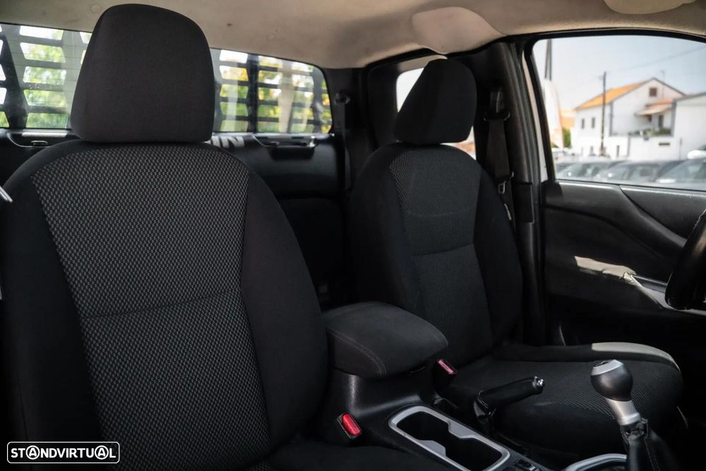 Nissan Navara 2.5 dCi CD LE - 16