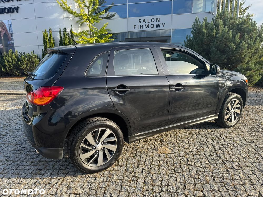 Mitsubishi ASX 1.6 Intense Plus Navi Blue Edition - 28