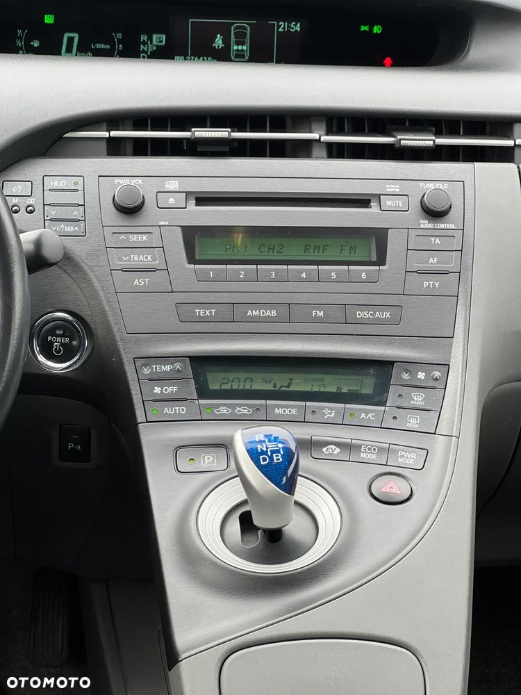 Toyota Prius (Hybrid) Executive - 20