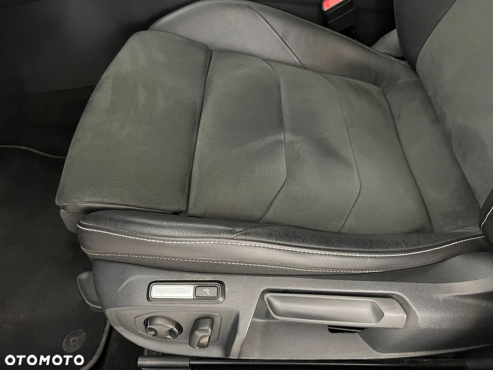 Volkswagen Arteon 2.0 TDI Essence DSG - 19