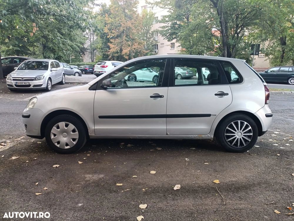 Volkswagen Polo 1.2 Attractive - 5