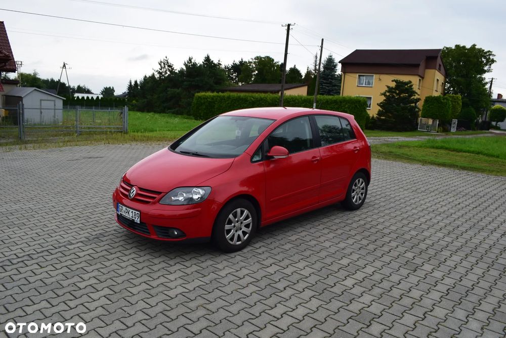 Volkswagen Golf Plus 2.0 TDI Comfortline - 1