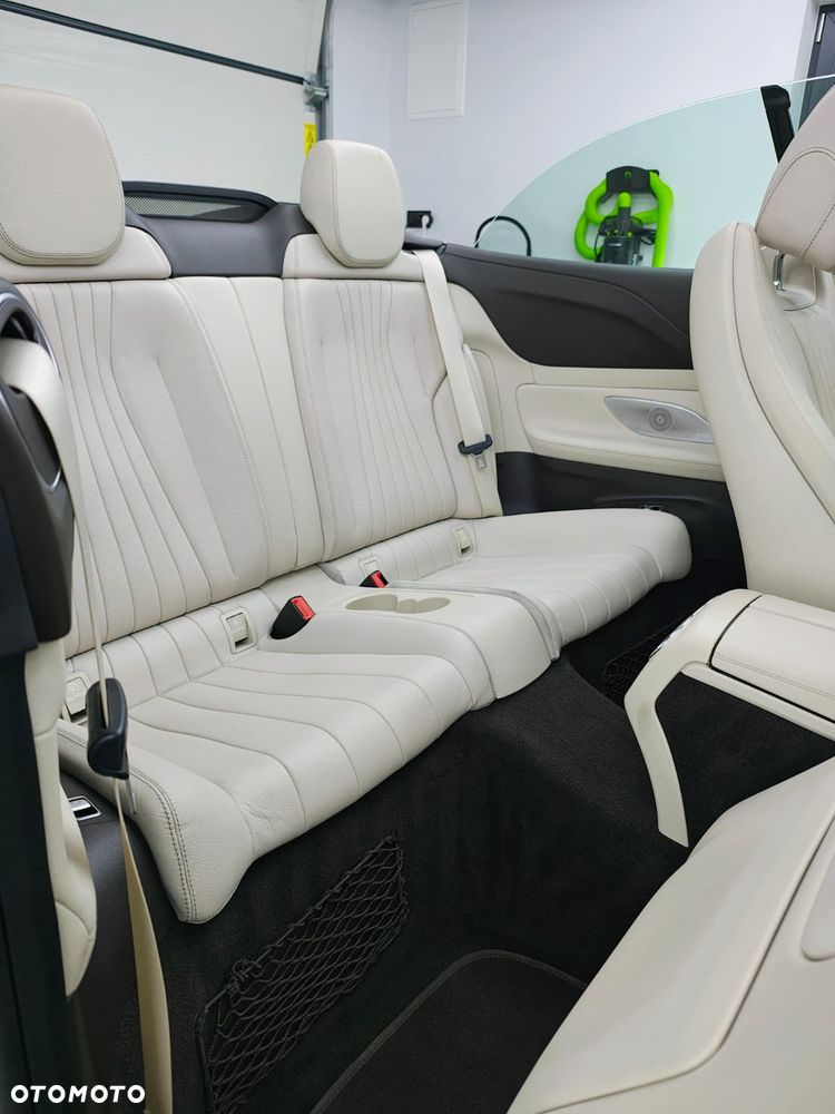 Mercedes-Benz Klasa E 400 - 11